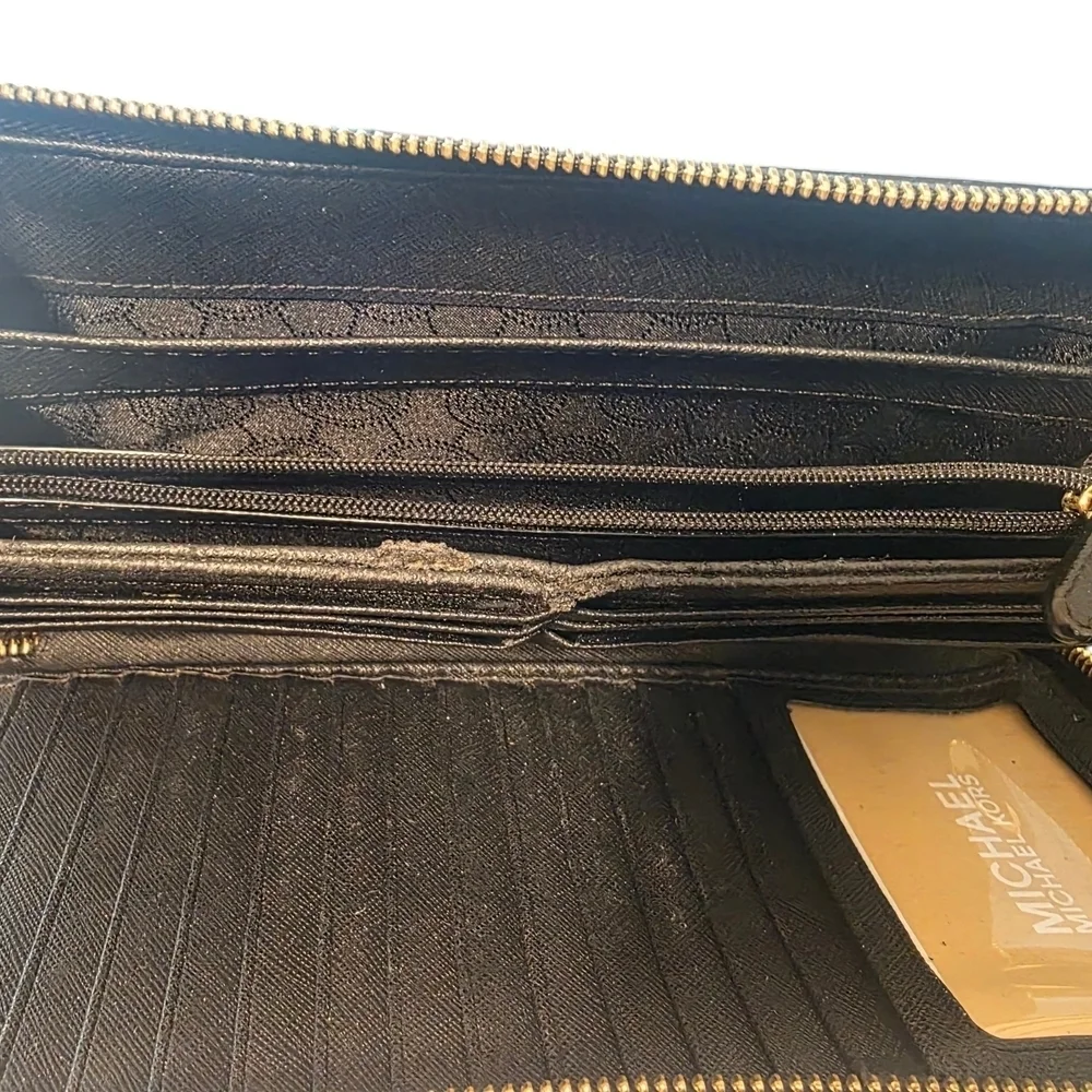 Michael Kors Black Zip Wallet - Picture 2 of 5